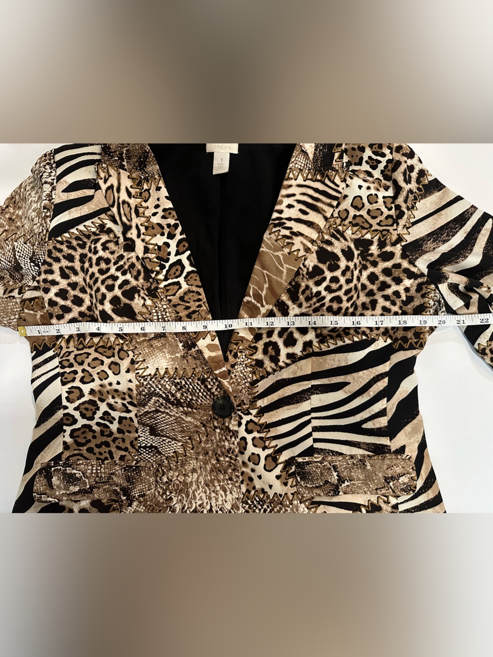 Chico’s Animal Print Patchwork Blazer Size 1 Leopard Zebra Snakeskin - Picture 8 of 9